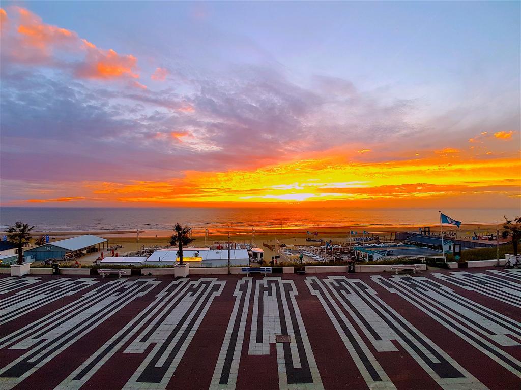 Apartment Beach Apartments Seaview Plus Parking Zandvoort